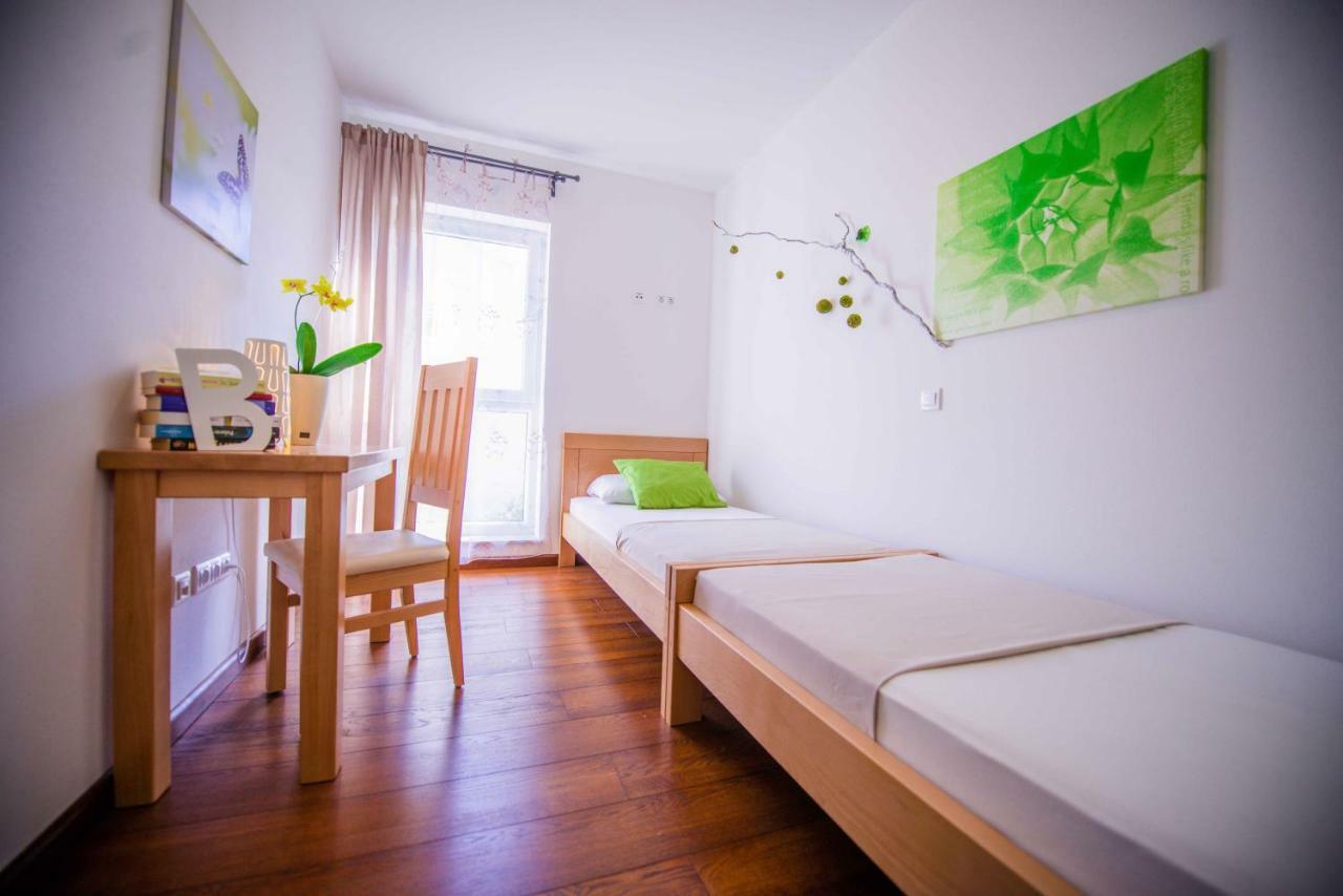 פודסטראנה Olive Tree Apartments מראה חיצוני תמונה